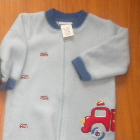 BOYS - sz 6m LITTLE ME fleece one piece footed blanket sleeper blue w/ cars - Picture 4 of 7